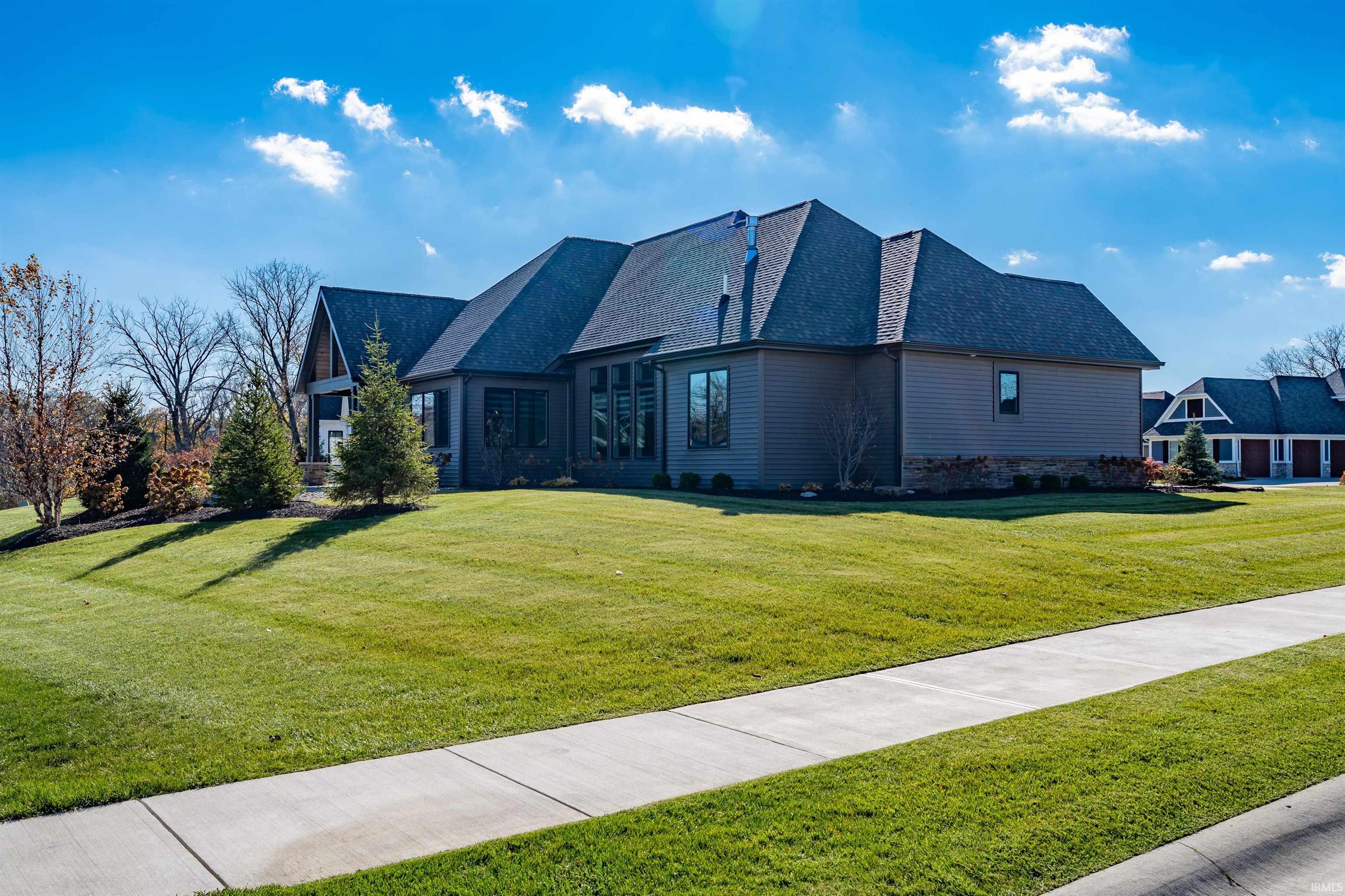 16570 Chilton Cove Huntertown, IN 46748 - Photo 4 of 36