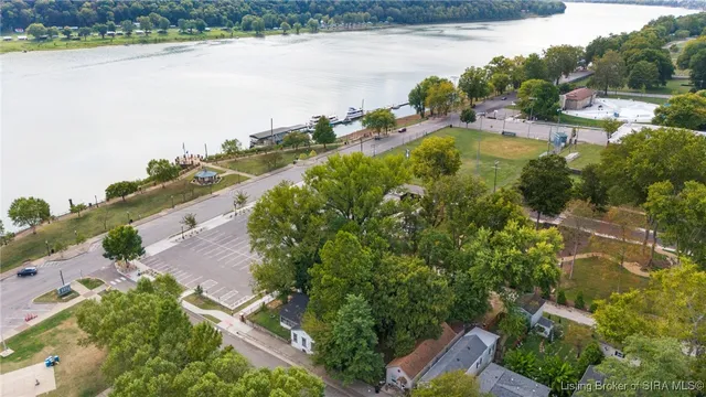 $425,000 | 109 Central Avenue, Madison, IN 47250