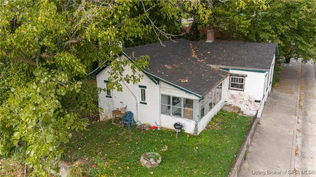 $425,000 | 109 Central Avenue, Madison, IN 47250