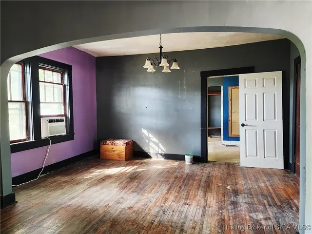 $425,000 | 109 Central Avenue, Madison, IN 47250