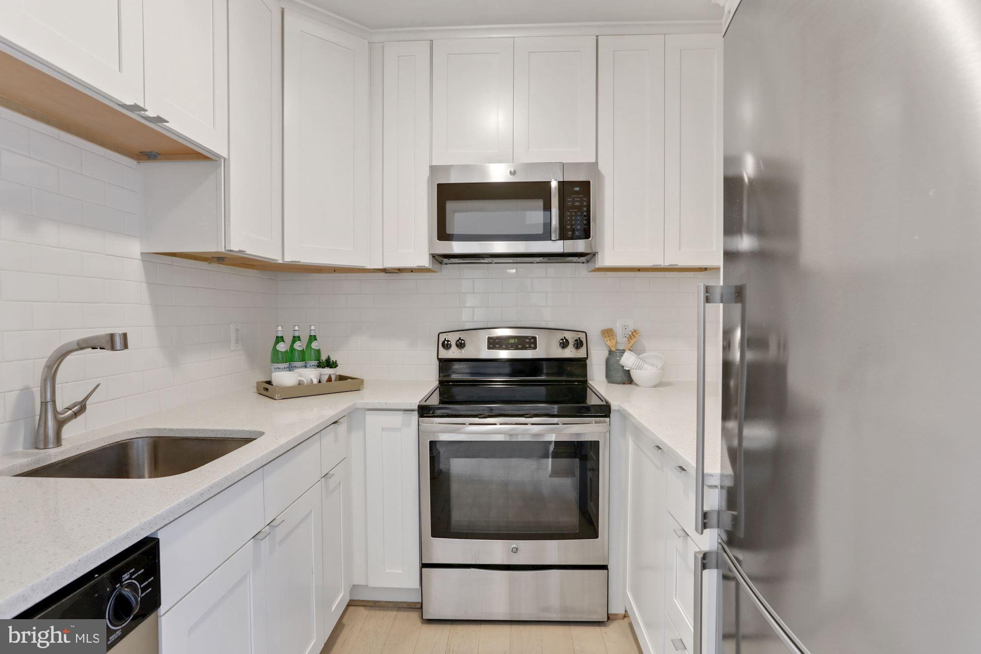 1451 Park Road Northwest, Unit 513 Washington, DC 20010 - Photo 12 of 28 Kitchen