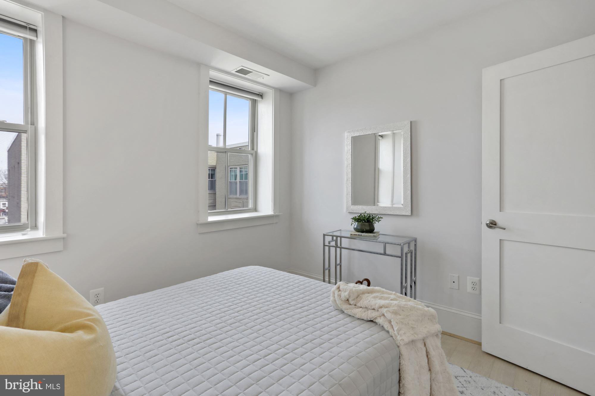 1451 Park Road Northwest, Unit 513 Washington, DC 20010 - Photo 18 of 28 Bedroom 1