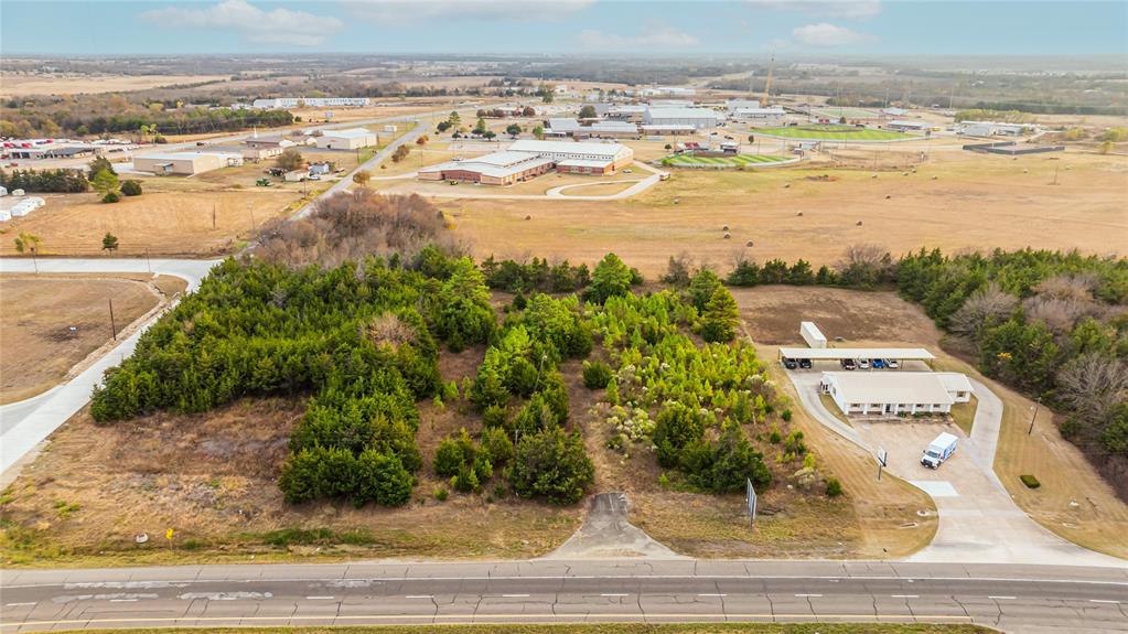 725 Southwest Loop 286 Paris, TX 75460 - Photo 15 of 21 a view of an ocean and city