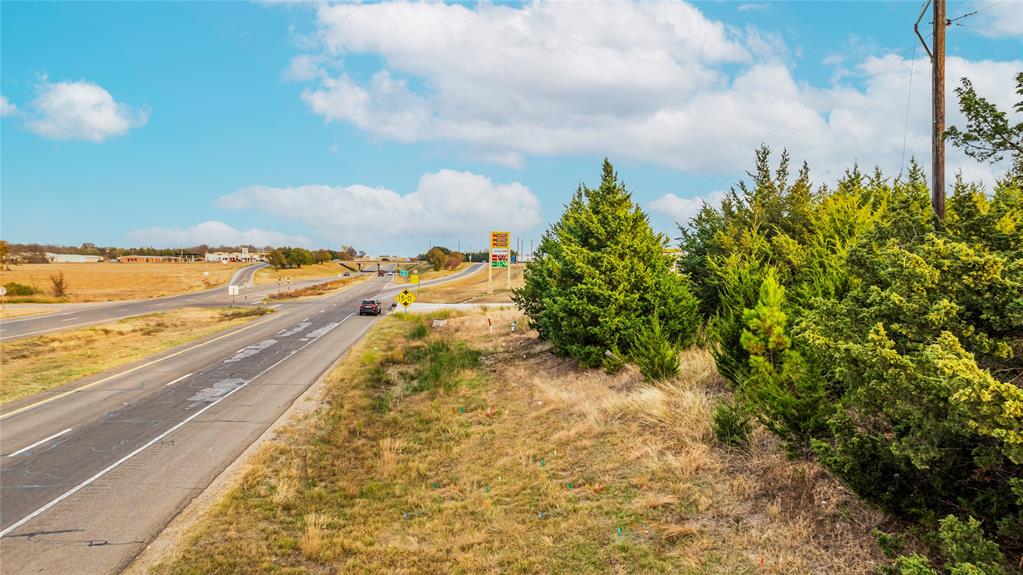 725 Southwest Loop 286 Paris, TX 75460 - Photo 5 of 21 a view of an ocean