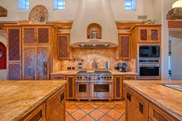 $4,500,000 | 15516 North Friant Road, Friant, CA 93626