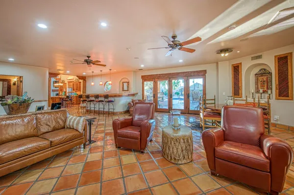$4,500,000 | 15516 North Friant Road, Friant, CA 93626