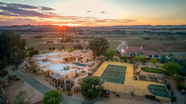 $4,500,000 | 15516 North Friant Road, Friant, CA 93626