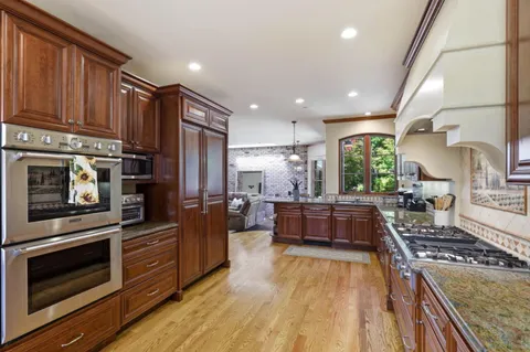 $3,589,000 | 35 Hilltop Drive, San Carlos, CA 94070