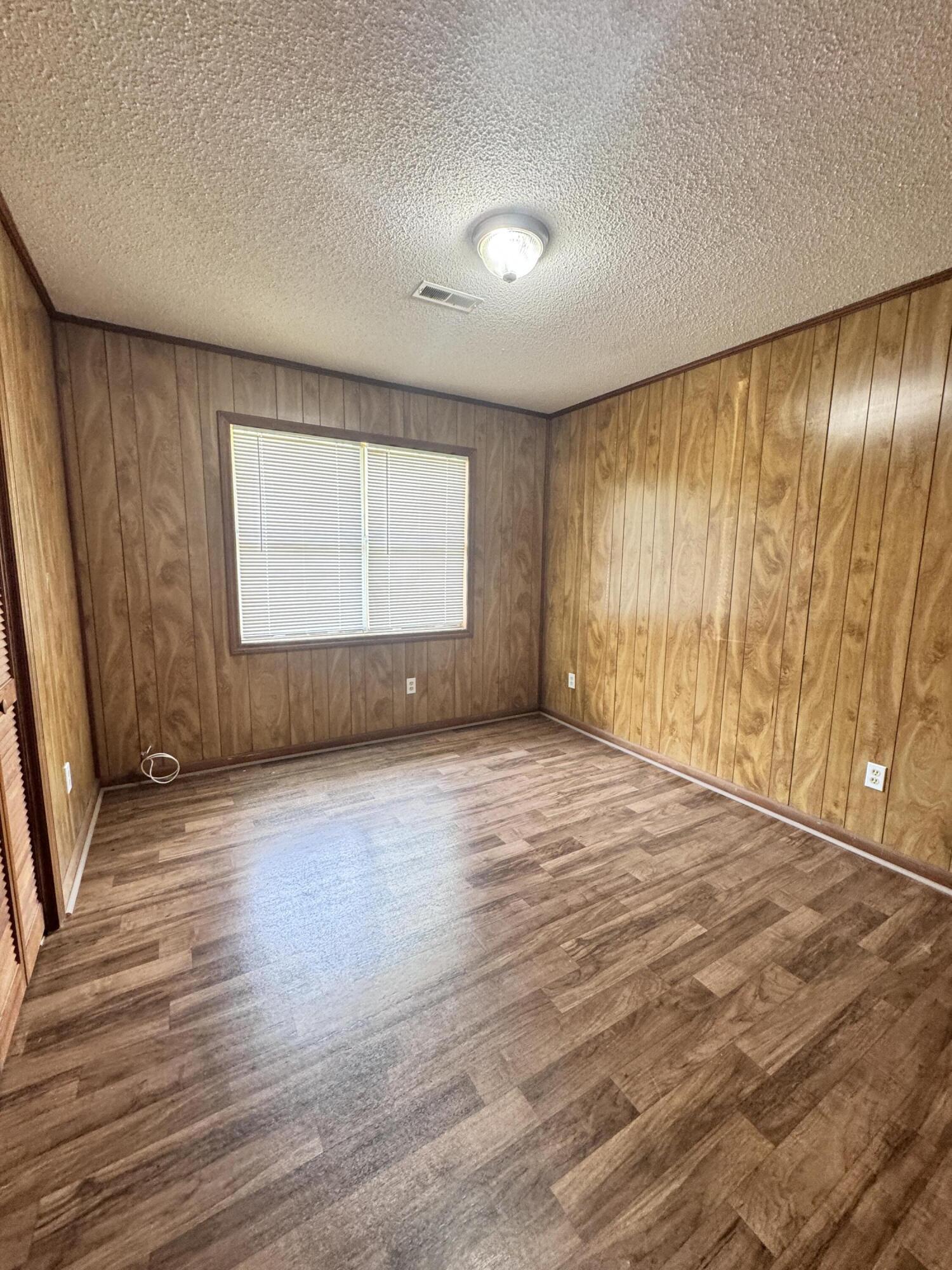 313 Pine Needle Road Walterboro, SC 29488 - Photo 10 of 23 313 Pine Needle Road