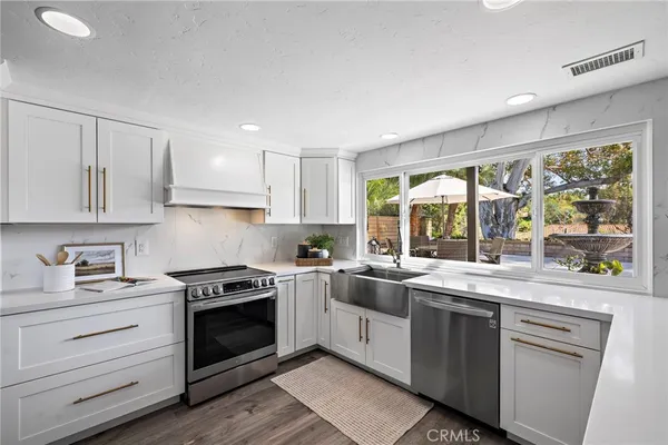 $1,599,000 | 23752 Lagarto, Mission Viejo, CA 92691