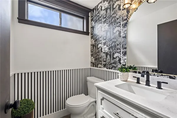 $1,599,000 | 23752 Lagarto, Mission Viejo, CA 92691