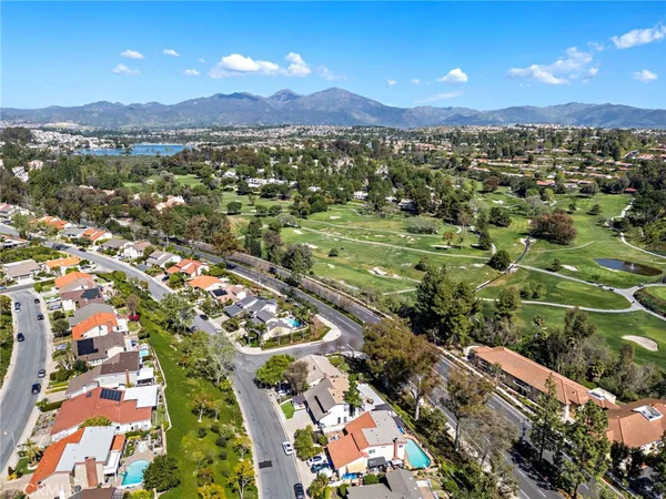 $1,599,000 | 23752 Lagarto, Mission Viejo, CA 92691