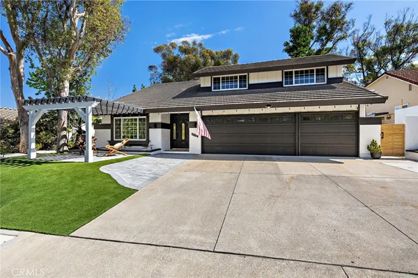 $1,599,000 | 23752 Lagarto, Mission Viejo, CA 92691