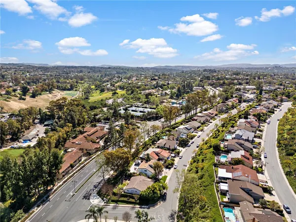 $1,599,000 | 23752 Lagarto, Mission Viejo, CA 92691