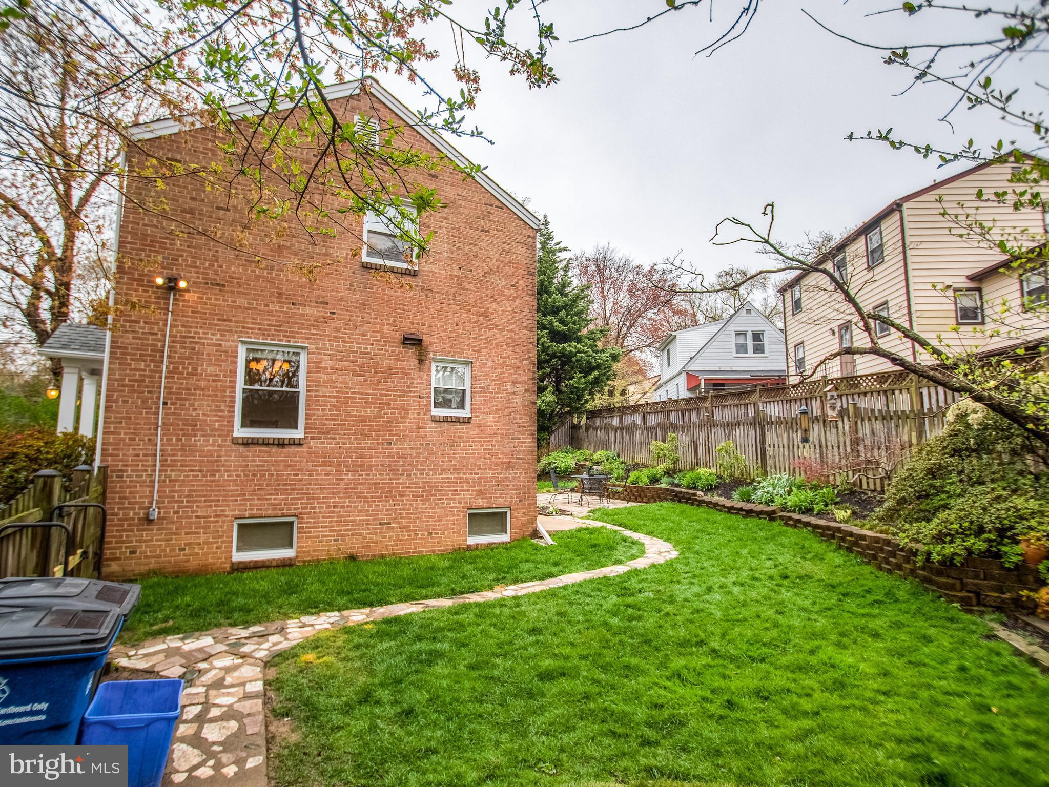 10003 Greenock Road Silver Spring, MD 20901 - Photo 14 of 16 Exterior (Rear)