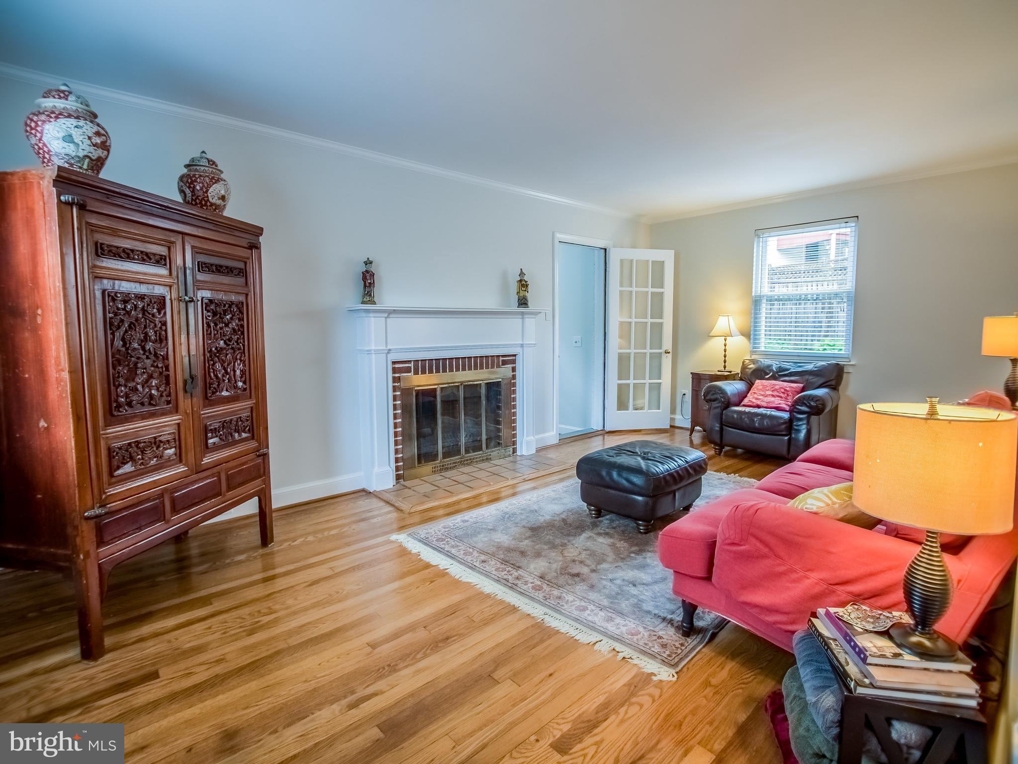 10003 Greenock Road Silver Spring, MD 20901 - Photo 4 of 16 Family Room