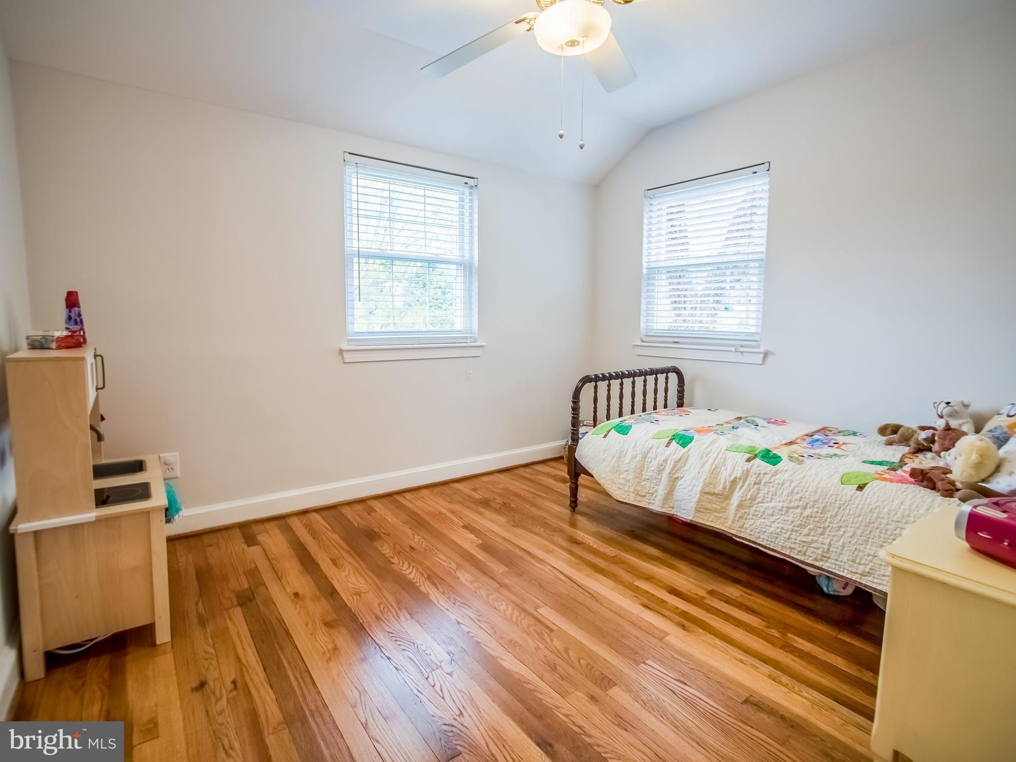 10003 Greenock Road Silver Spring, MD 20901 - Photo 10 of 16 Bedroom