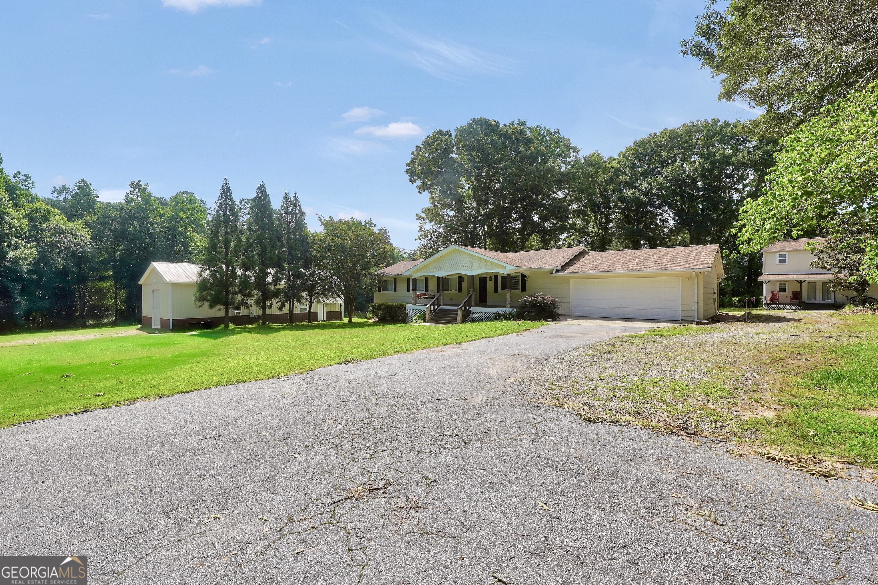 122 East Knight Road McDonough, GA 30252 - Photo 4 of 65