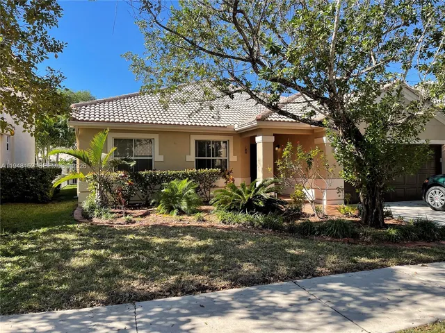 $5,200 | 4192 Laurel Ridge Circle, Unit 4192, Weston, FL 33331