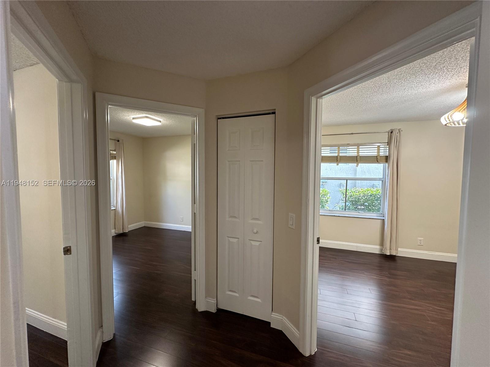 4192 Laurel Ridge Circle, Unit 4192 Weston, FL 33331 - Photo 12 of 33