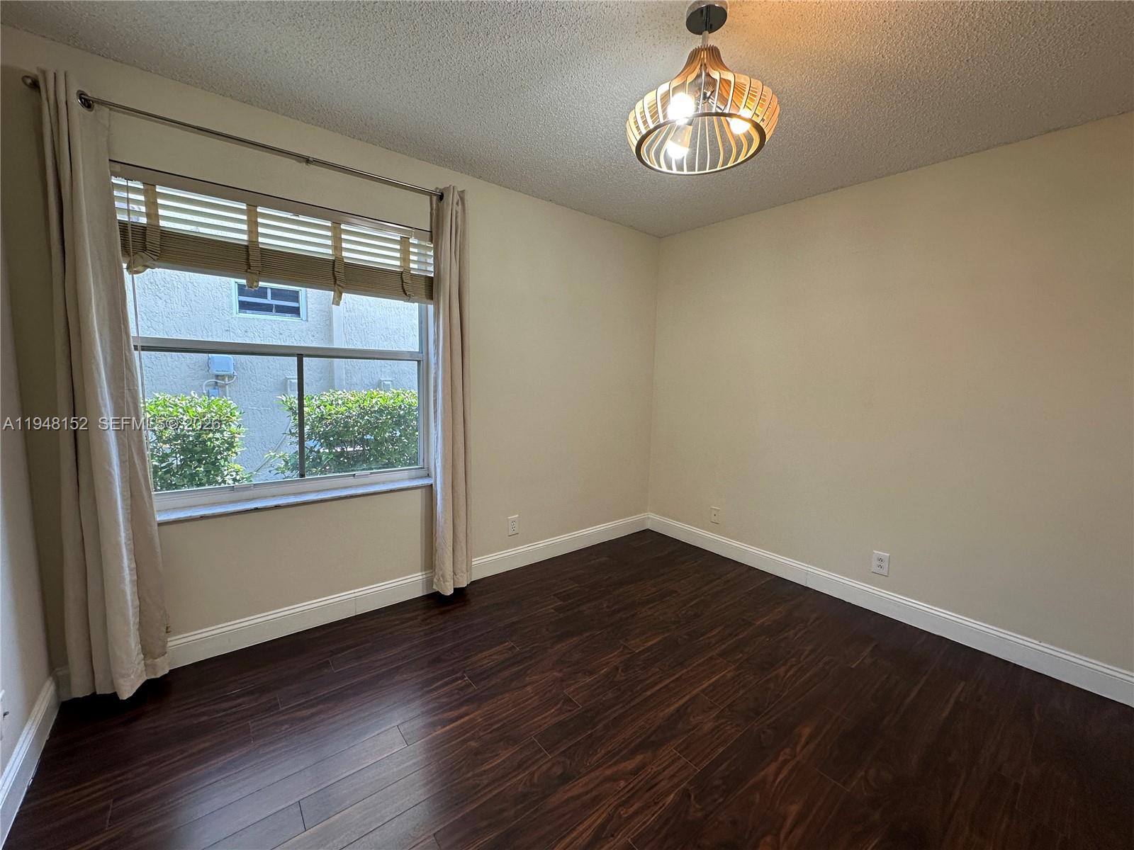 4192 Laurel Ridge Circle, Unit 4192 Weston, FL 33331 - Photo 13 of 33
