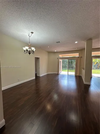 $4,900 | 4192 Laurel Ridge Circle, Unit 4192, Weston, FL 33331