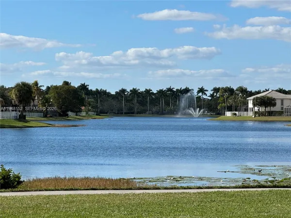 $4,900 | 4192 Laurel Ridge Circle, Unit 4192, Weston, FL 33331