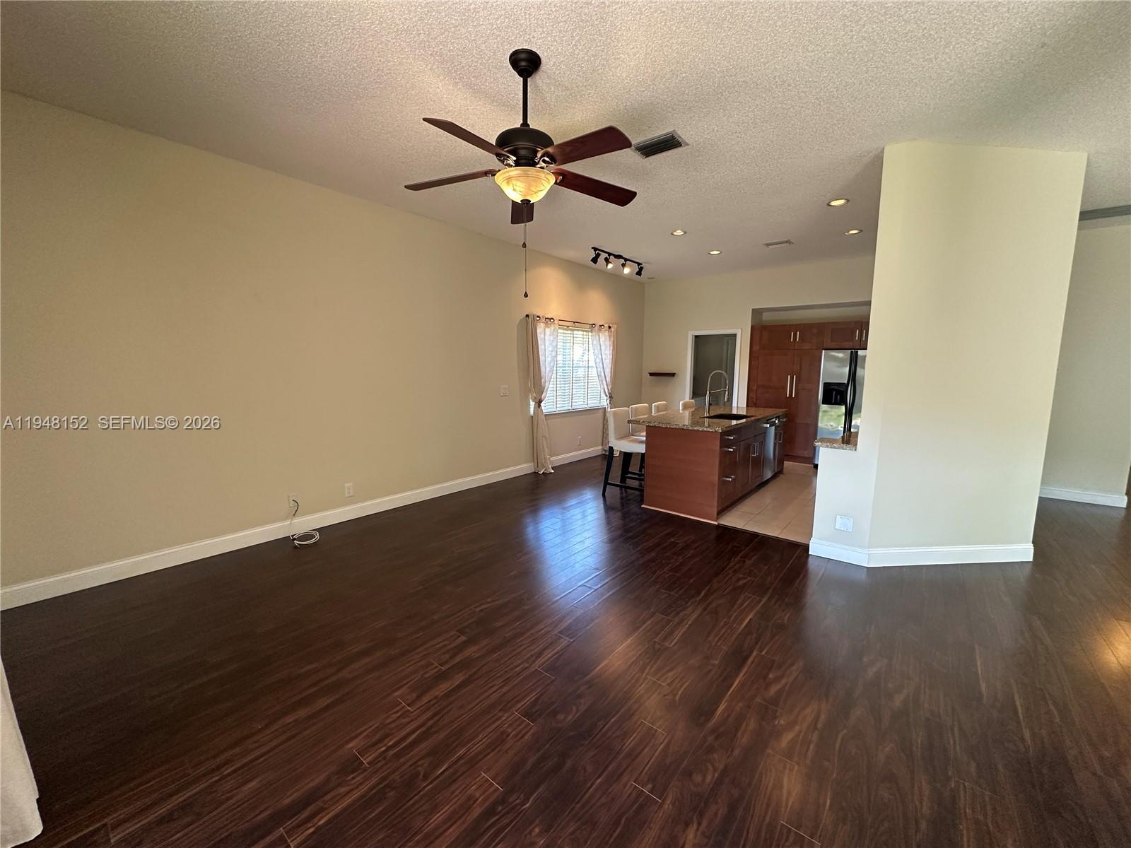 4192 Laurel Ridge Circle, Unit 4192 Weston, FL 33331 - Photo 10 of 33