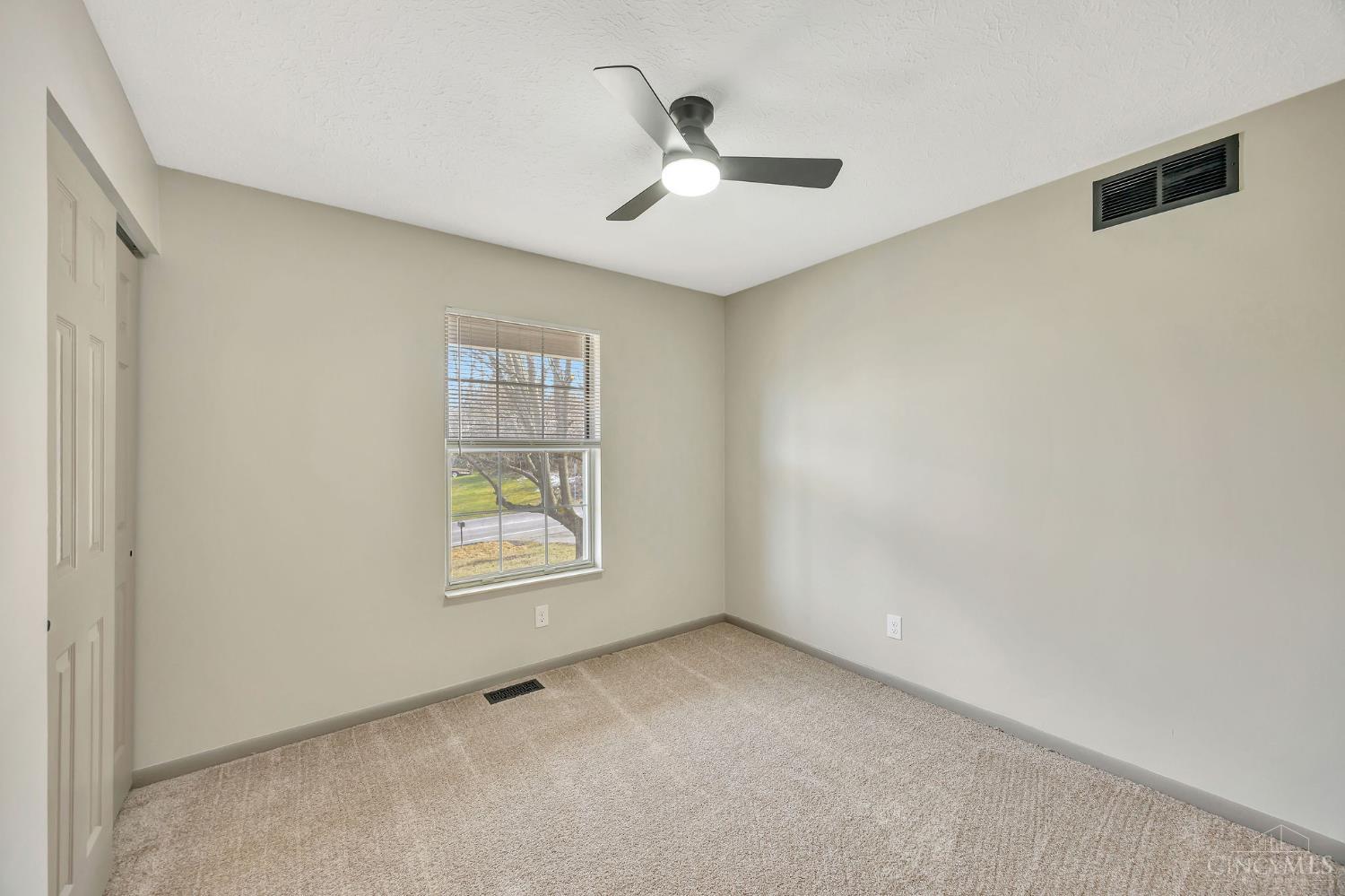 10493 West Mill Road Cincinnati, OH 45240 - Photo 19 of 65