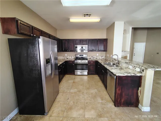 $1,870 | 5951 Gentleslope Street, Henderson, NV 89011