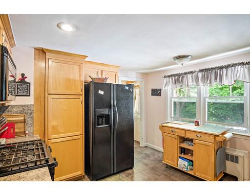 39 Portland Road Braintree, MA 02184 - Photo 4 of 25 Gallery Image 4