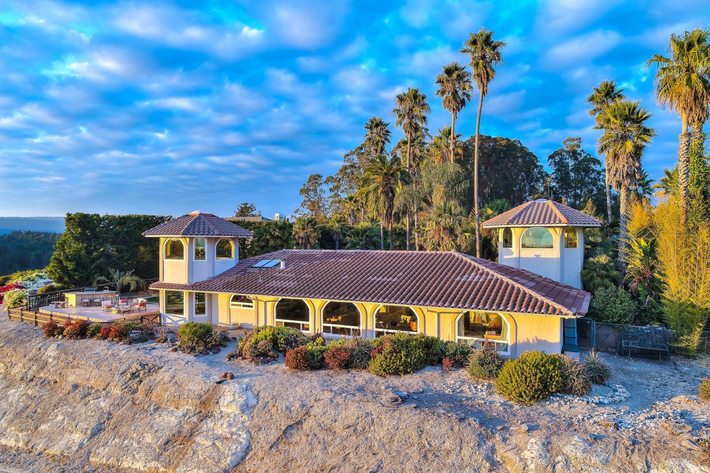 16 Kite Hill Road Santa Cruz, CA 95060 - Photo 8 of 74 Gallery Image 8