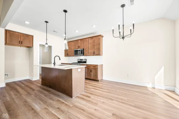 $300,900 | 648 Avalon Court, North Vernon, IN 47265