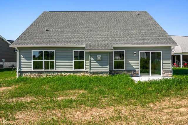 $314,900 | 648 Avalon Court, North Vernon, IN 47265