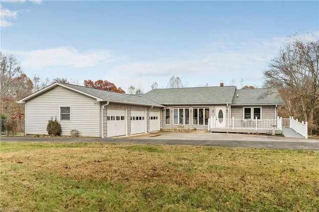 $425,000 | 1805 Garner Road, Yadkinville, NC 27055
