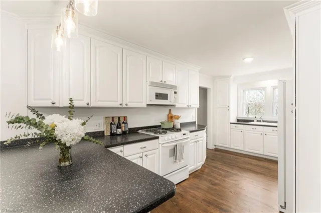 $425,000 | 1805 Garner Road, Yadkinville, NC 27055