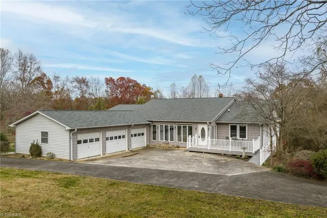 $425,000 | 1805 Garner Road, Yadkinville, NC 27055