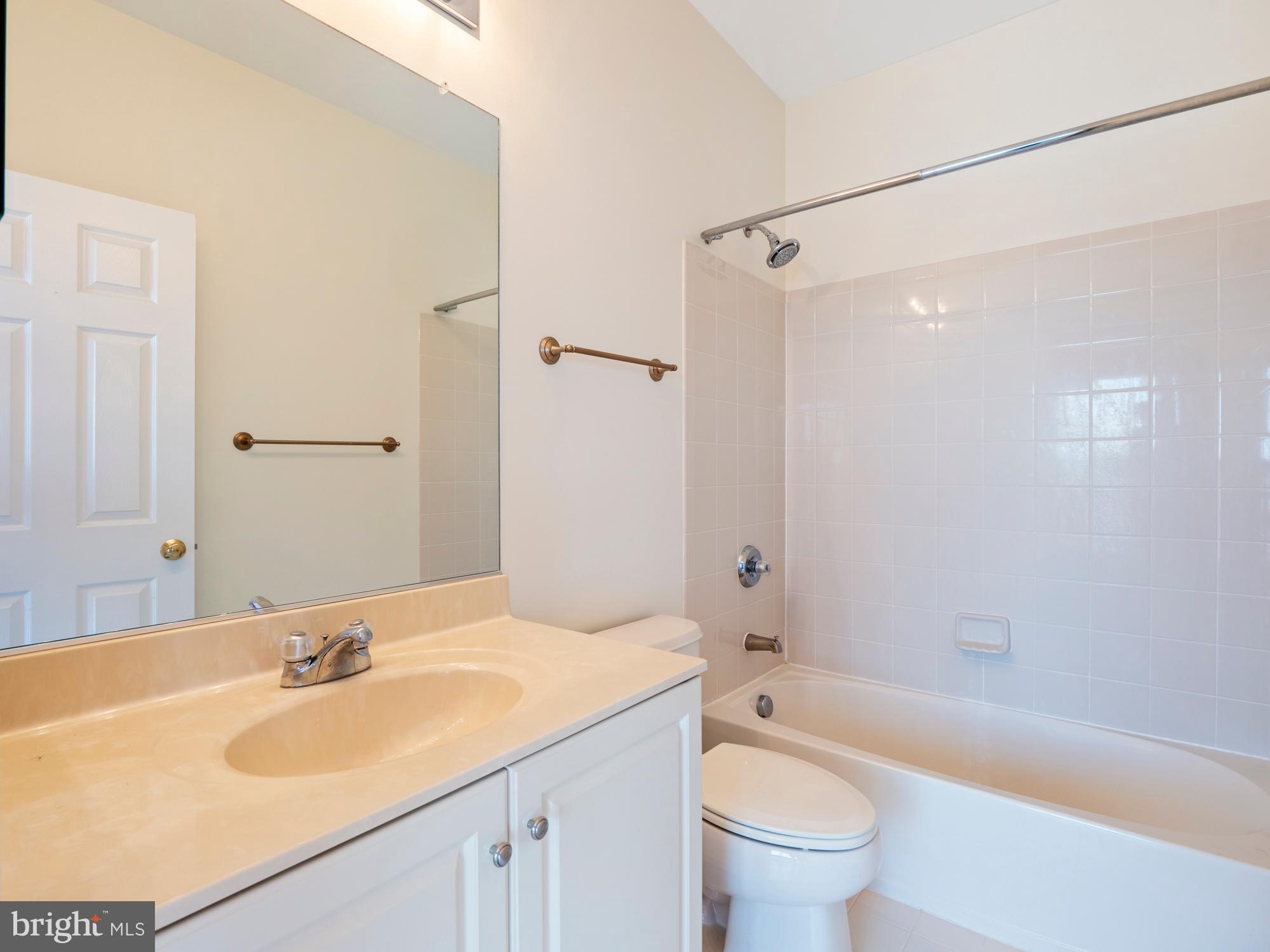25019 Riding Center Drive Chantilly, VA 20152 - Photo 22 of 27 Gallery Image 22