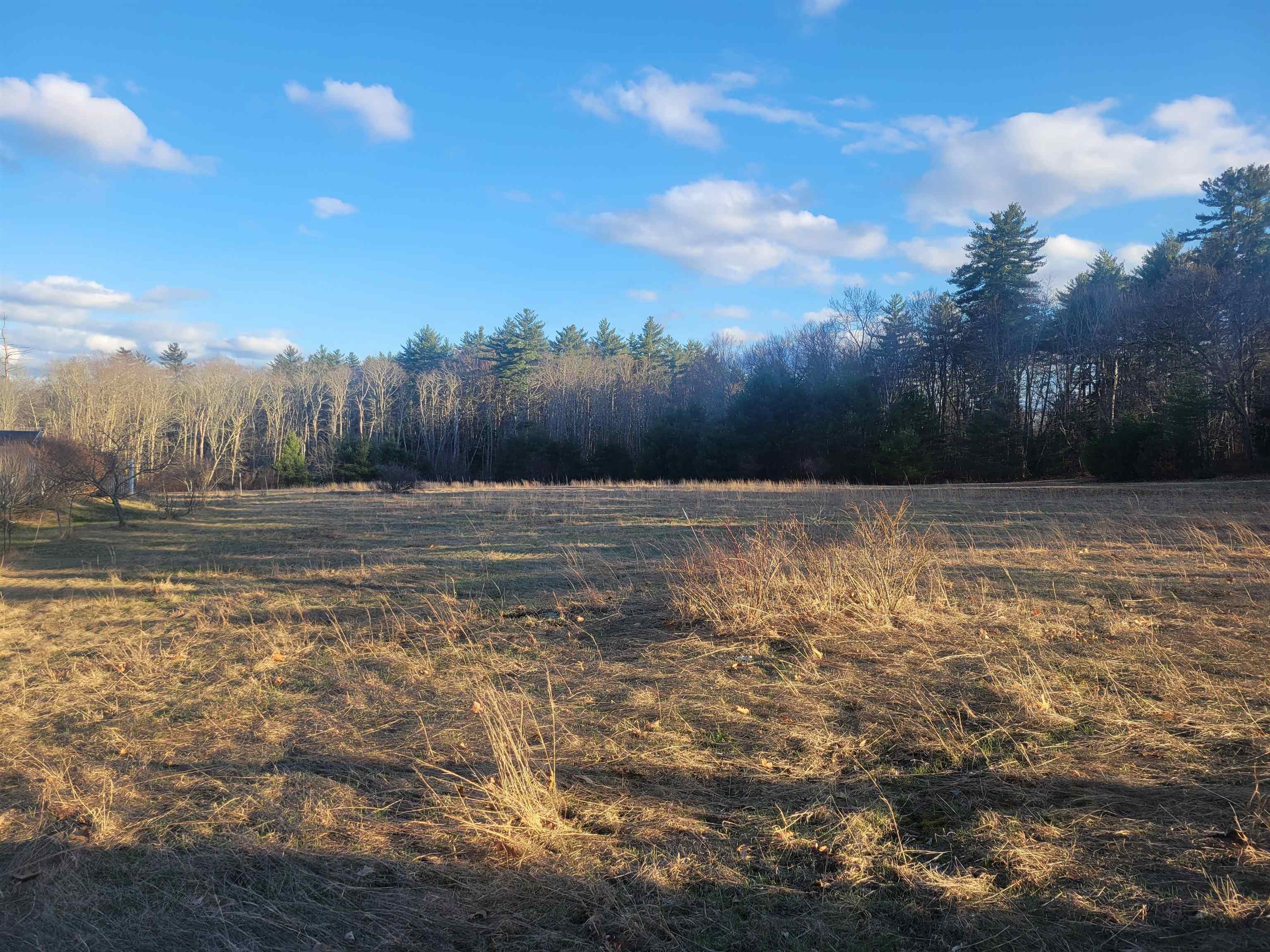42 A Chester Road Raymond, NH 03077 - Photo 2 of 5