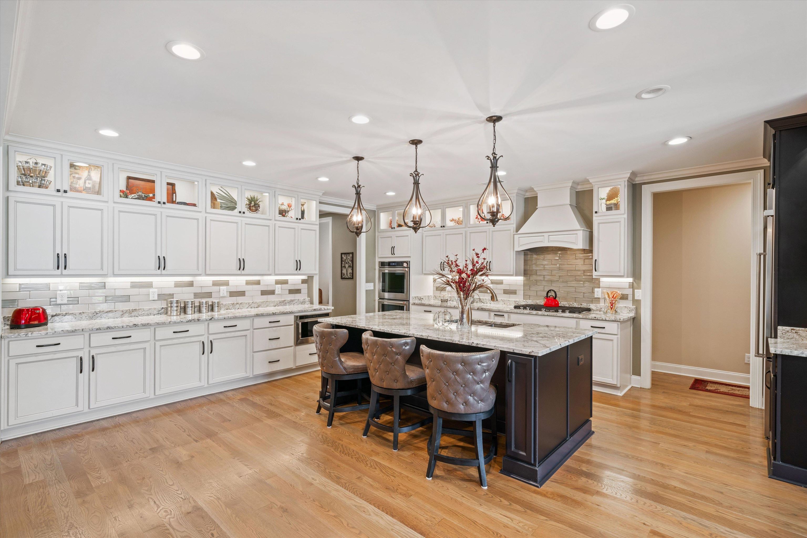 4980 Barfield Road Memphis, TN 38117 - Photo 7 of 39 Gallery Image 7