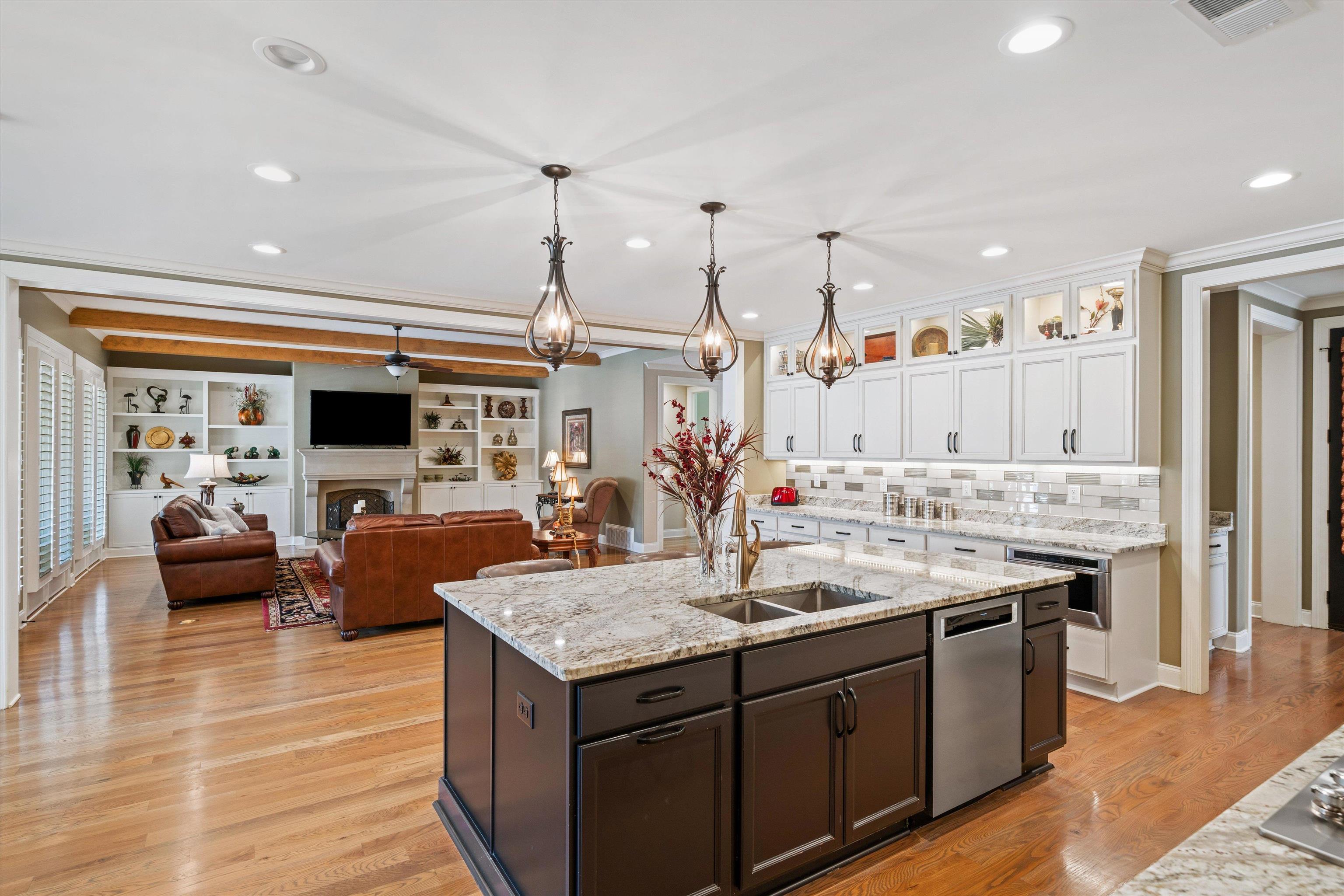 4980 Barfield Road Memphis, TN 38117 - Photo 10 of 39 Gallery Image 10