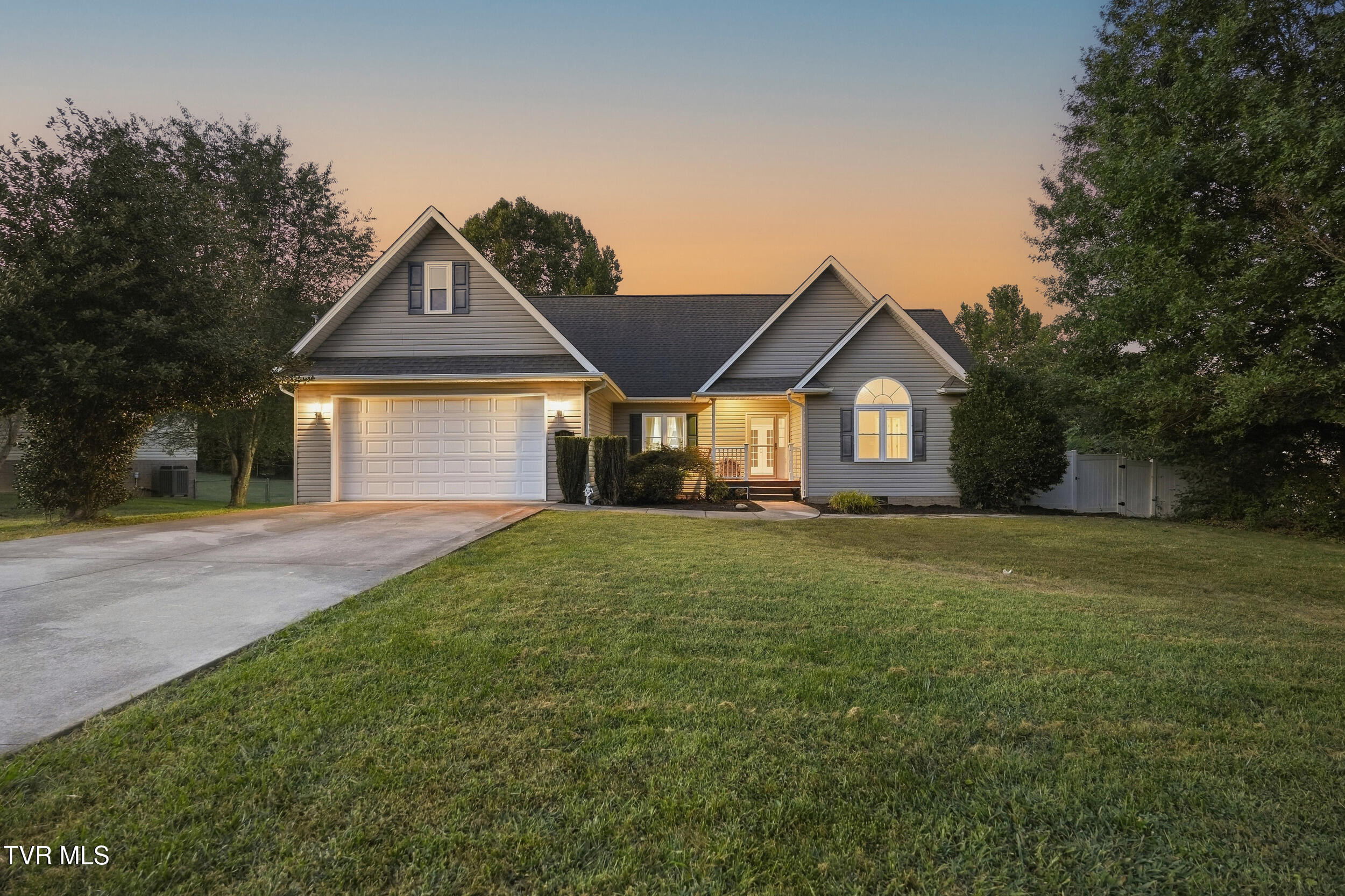 111 H R King Road Gray, TN 37615 - Photo 1 of 39 1_dsc07551