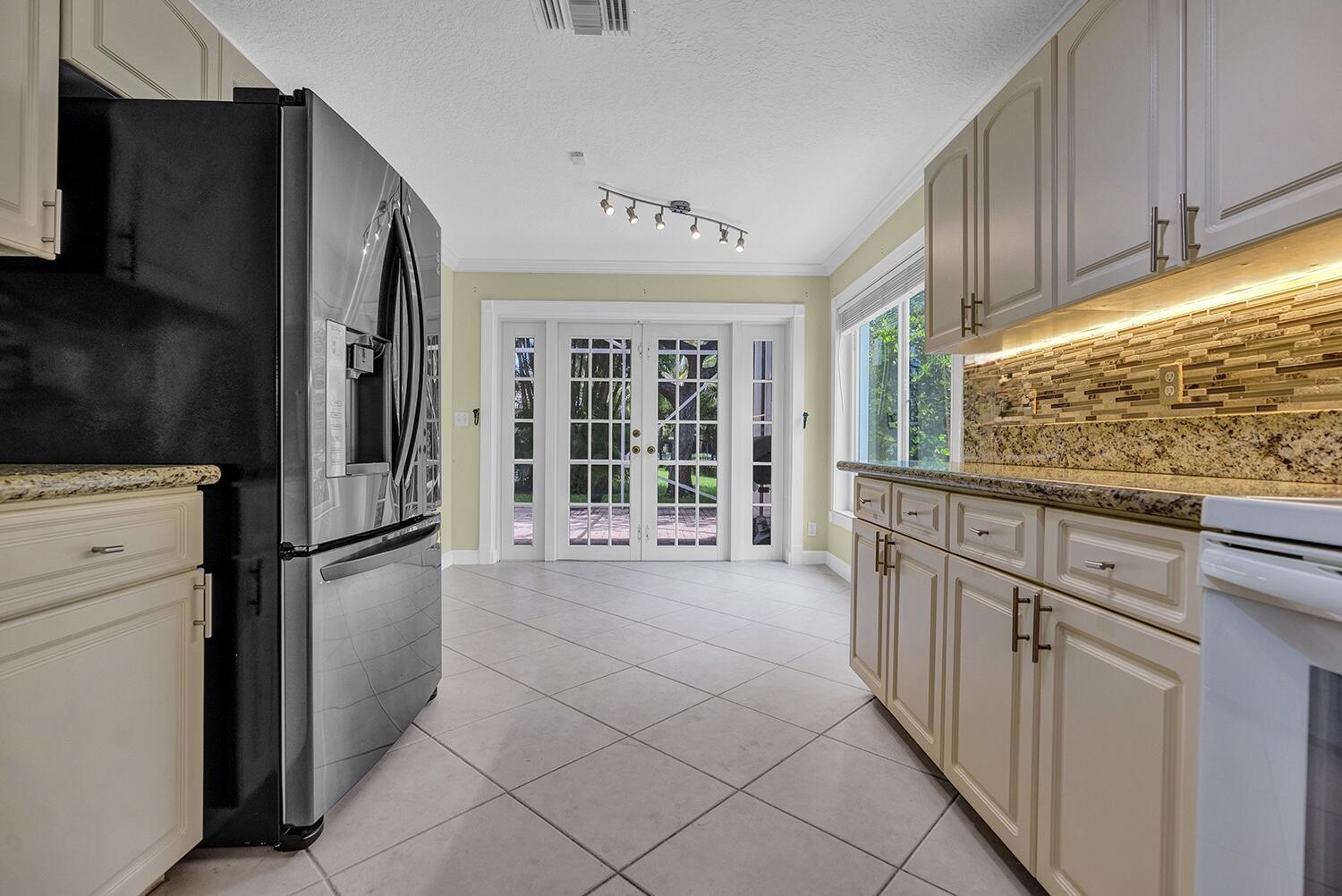 6168 La Vida Terrace Boca Raton, FL 33433 - Photo 38 of 52 DSC05895