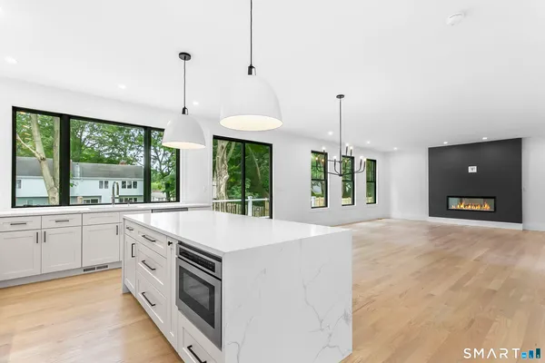 $969,000 | 80 Oronoque Hills Road, Stratford, CT 06614