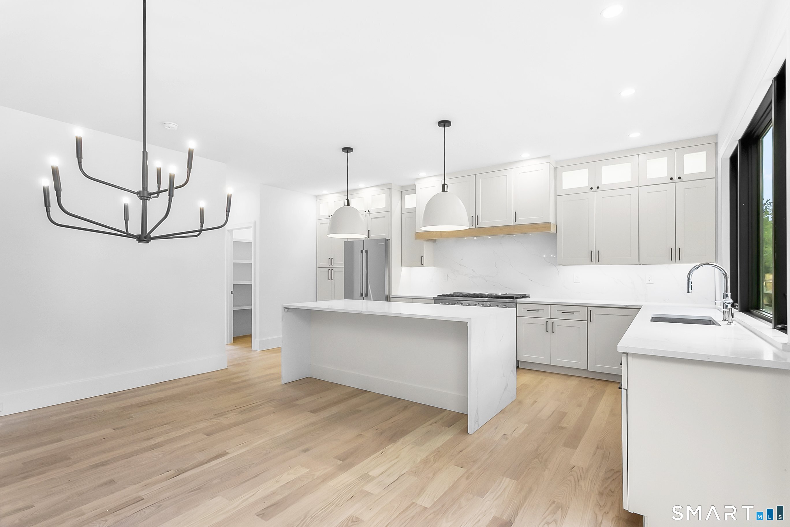 80 Oronoque Hills Road Stratford, CT 06614 - Photo 21 of 28