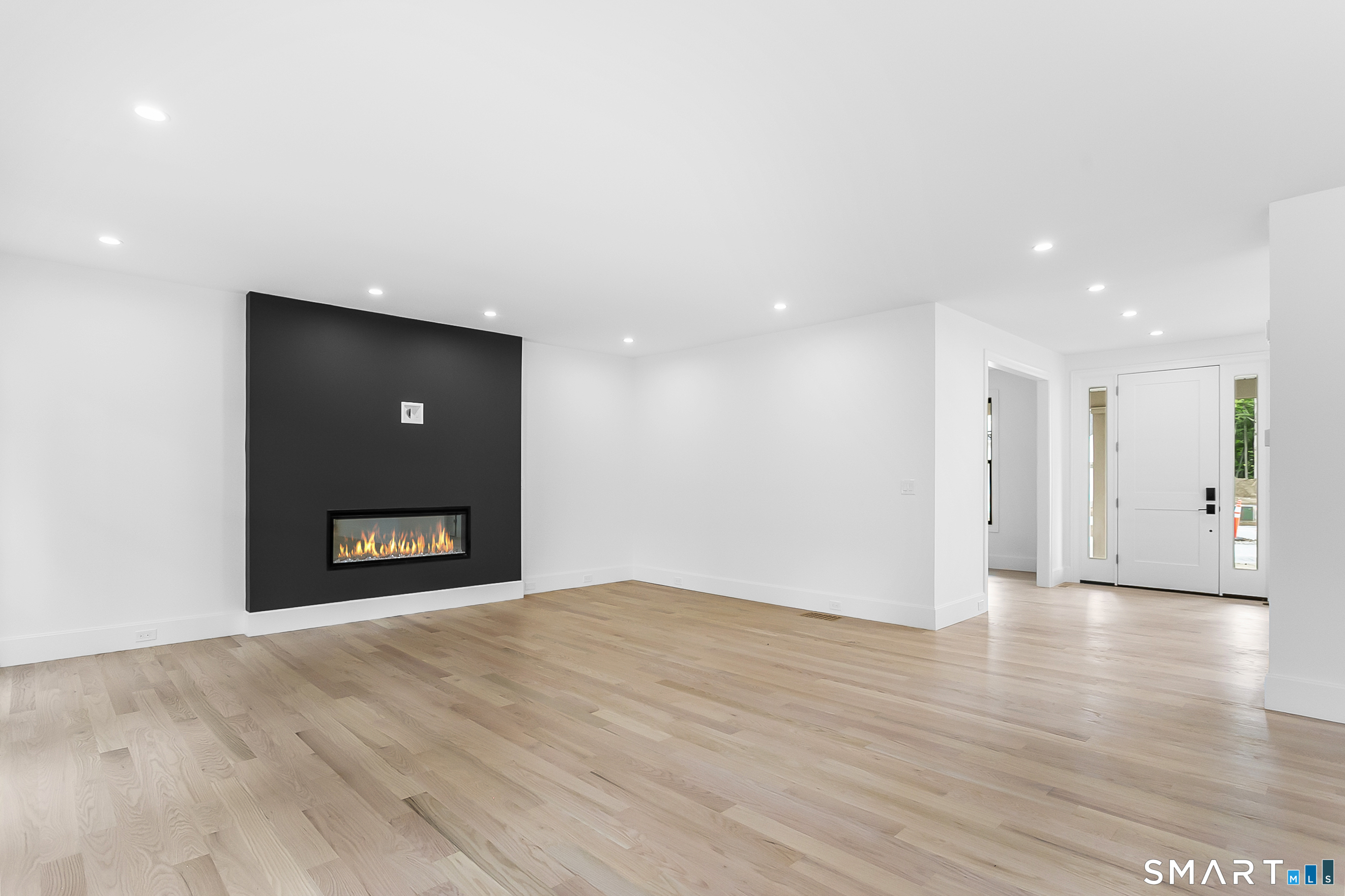 80 Oronoque Hills Road Stratford, CT 06614 - Photo 22 of 28