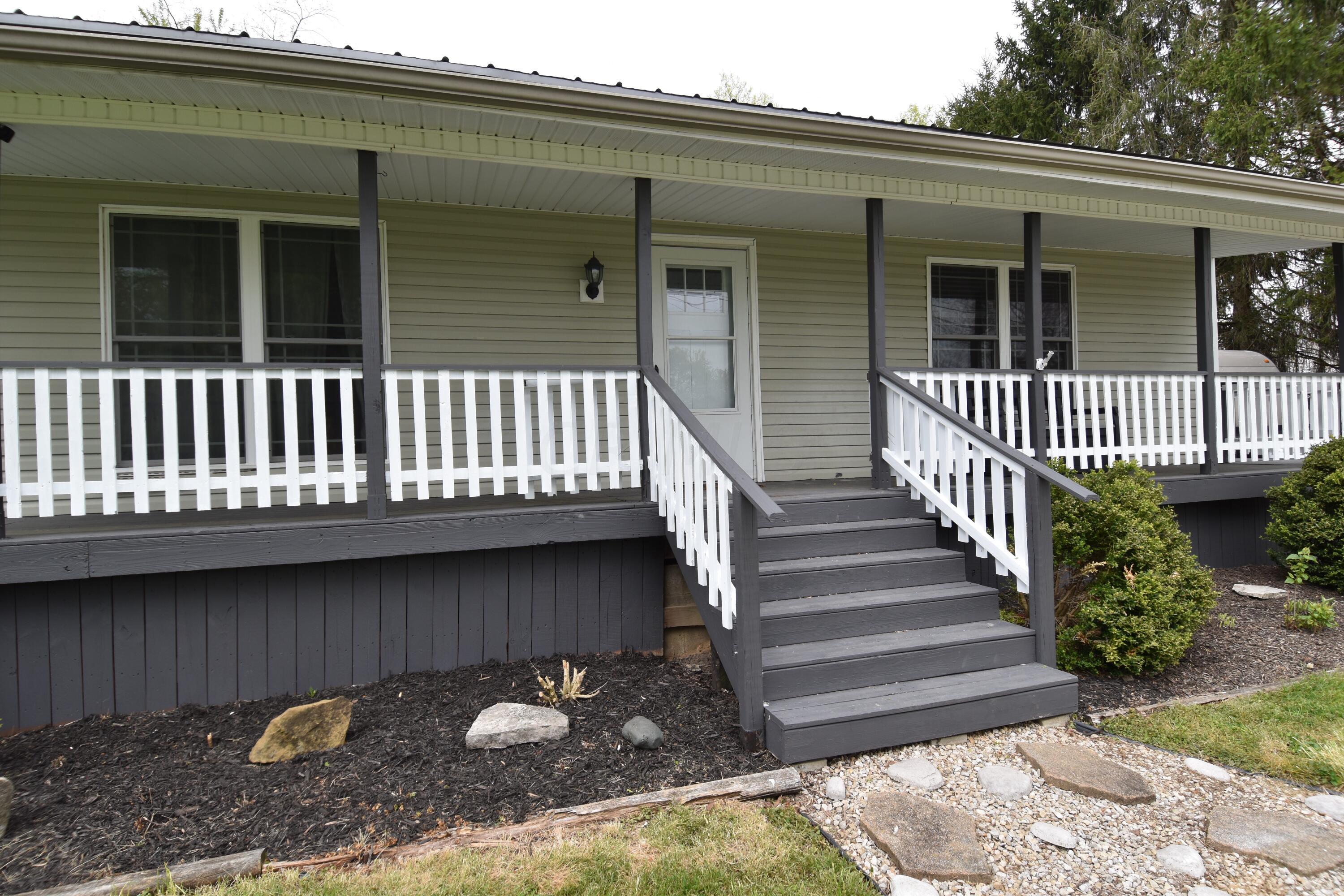 1720 Homer Road Northwest Utica, OH 43080 - Photo 4 of 34 Wide Entry Steps!