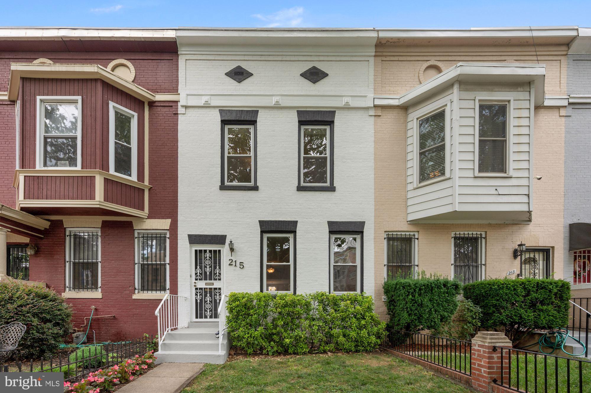 215 P Street Northwest Washington, DC 20001 - Photo 2 of 30