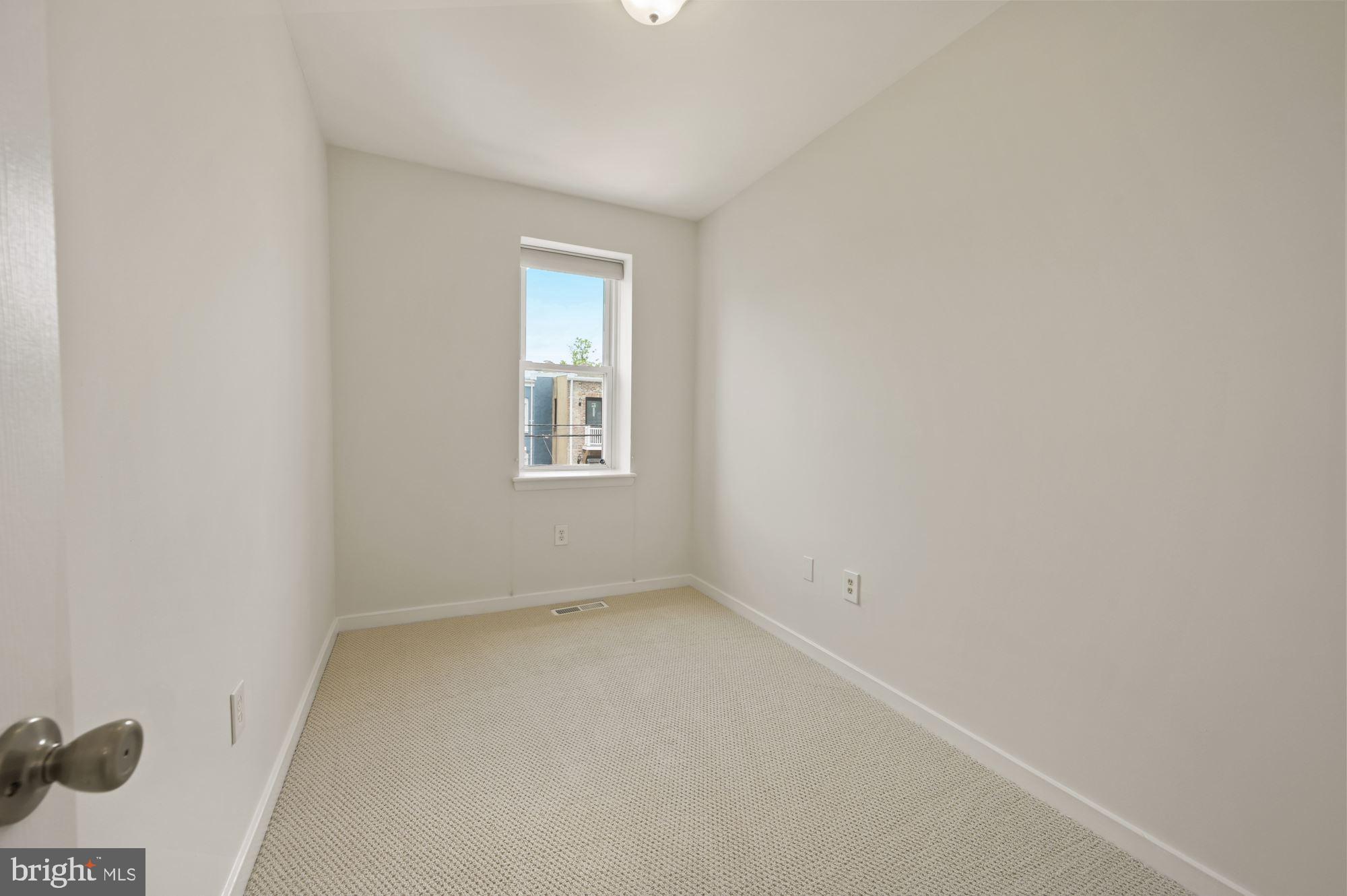 215 P Street Northwest Washington, DC 20001 - Photo 20 of 30