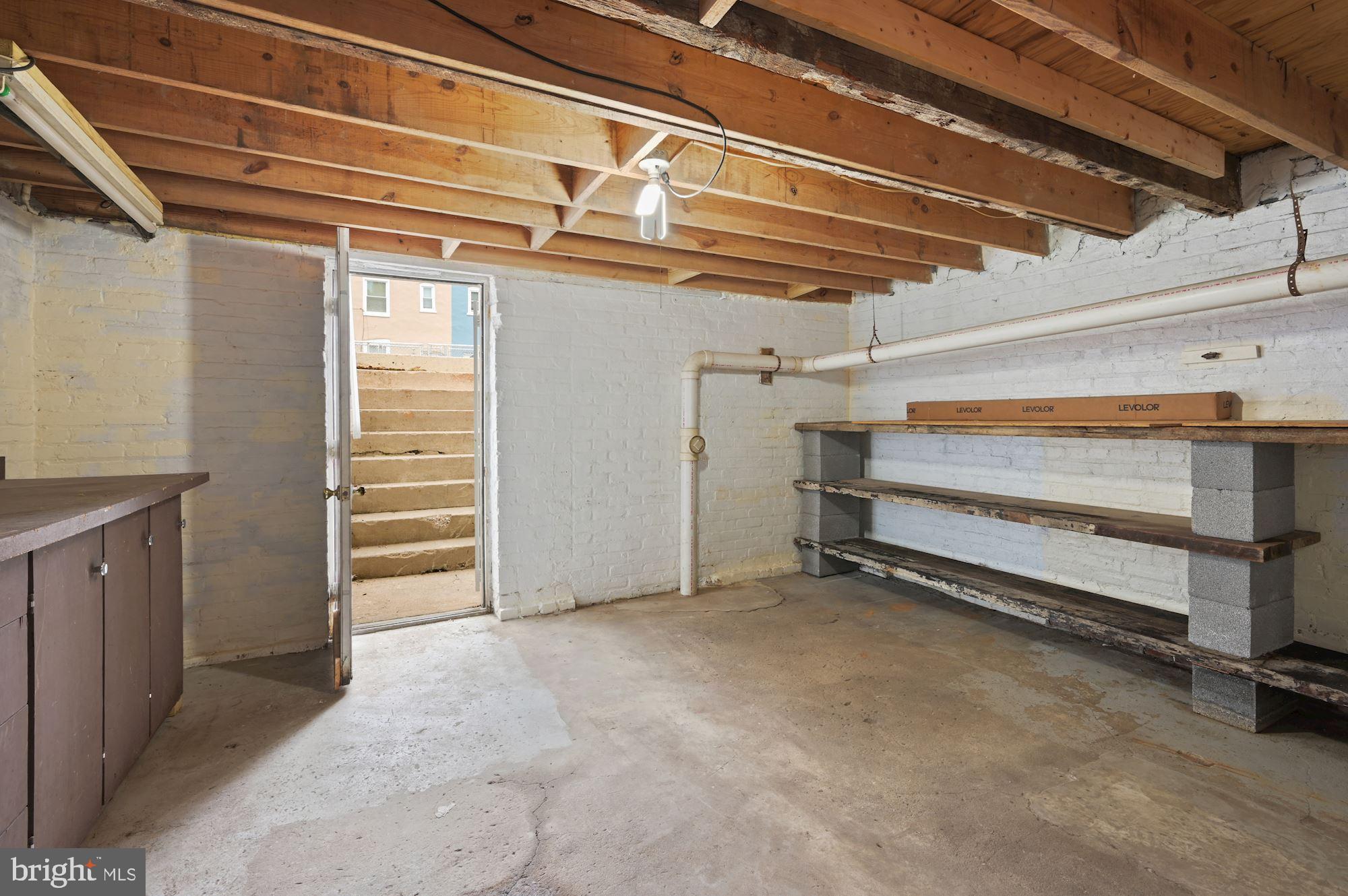 215 P Street Northwest Washington, DC 20001 - Photo 23 of 30